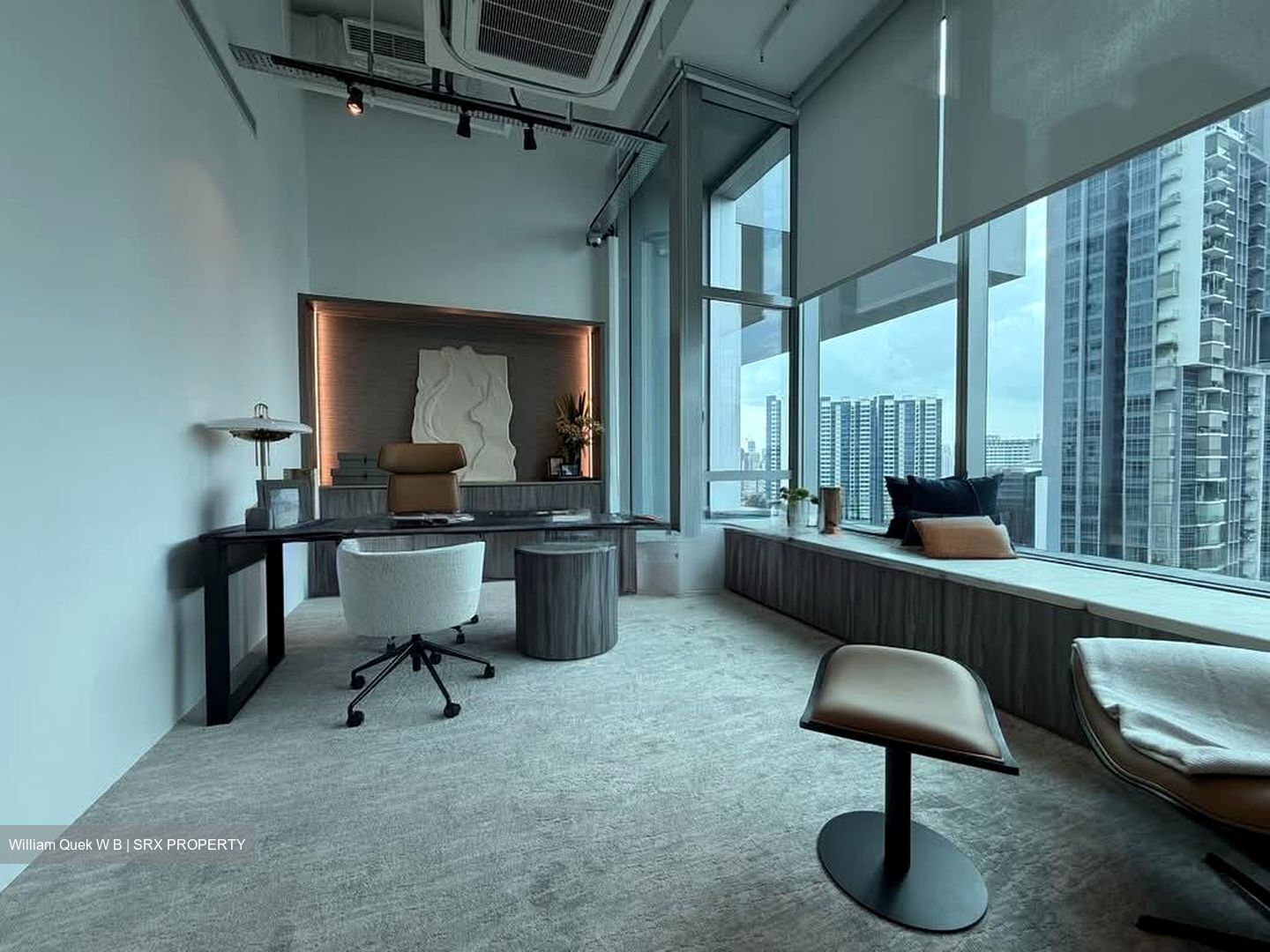 Arc 380 (D8), Office #532390811